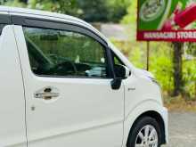 https://riyasewana.com/uploads/suzuki-2019-510571522012.jpg