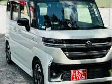 Suzuki Spacia 2023 Car