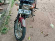 Suzuki GS125 1990 Motorbike