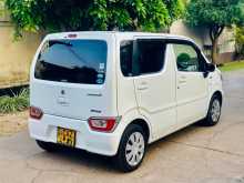 https://riyasewana.com/uploads/suzuki-alto-800-2017-128304312712.jpg
