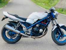 https://riyasewana.com/uploads/suzuki-bandit-250-68160013102.jpg