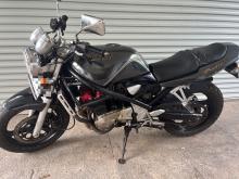 Suzuki Bandit 400 2000 Motorbike