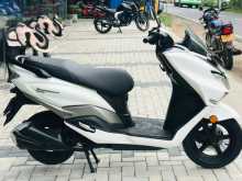 https://riyasewana.com/uploads/suzuki-burdmen-steet-261709341934.jpg