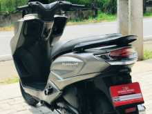 https://riyasewana.com/uploads/suzuki-burdmen-steet-91524071976.jpg