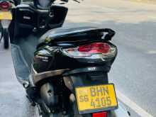 https://riyasewana.com/uploads/suzuki-burgman-111212171044.jpg