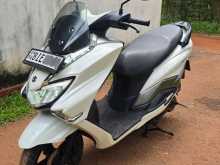 https://riyasewana.com/uploads/suzuki-burgman-125-141014164732.jpg