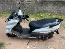 https://riyasewana.com/uploads/suzuki-burgman-1322440822922.jpg