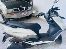 https://riyasewana.com/uploads/suzuki-burgman-14804014752.jpg
