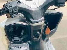 https://riyasewana.com/uploads/suzuki-burgman-2214492724213.jpg