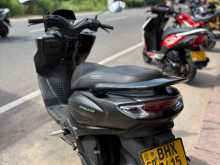 https://riyasewana.com/uploads/suzuki-burgman-31052411083.jpg