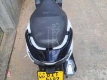 https://riyasewana.com/uploads/suzuki-burgman-31185652670430.jpg