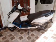 https://riyasewana.com/uploads/suzuki-burgman-41332236356.jpg