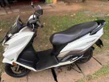 https://riyasewana.com/uploads/suzuki-burgman-98200713643.jpg