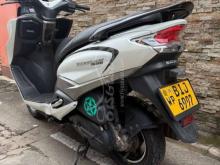 https://riyasewana.com/uploads/suzuki-burgman-street-241407581304315.jpg