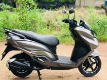 Suzuki Burgman STREET 2019 Motorbike