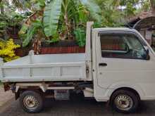 https://riyasewana.com/uploads/suzuki-carry-15195529172.jpg