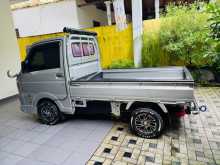 https://riyasewana.com/uploads/suzuki-carry-2016-29475112063.jpg