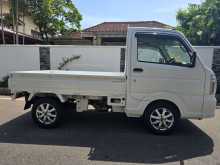 https://riyasewana.com/uploads/suzuki-carry-81913384922.jpg
