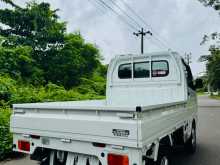 https://riyasewana.com/uploads/suzuki-carry-truck-2023-1918222512273.jpg