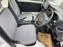 https://riyasewana.com/uploads/suzuki-carry-truck-9173606226.jpg
