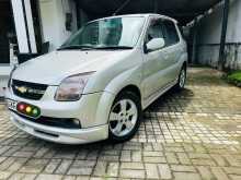 Suzuki Chevrolet GM 2004 Car