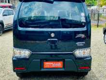 https://riyasewana.com/uploads/suzuki-custom-z-181315314143.jpg