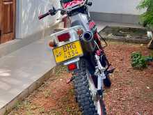 Suzuki Djebel 2000 Motorbike