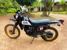 Suzuki Dr 125 2002 Motorbike