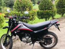 Suzuki DR 2009 Motorbike
