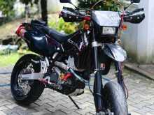 Suzuki DRZ 2011 Motorbike