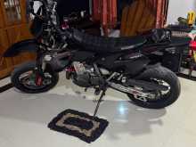 Suzuki DRZ 2014 Motorbike
