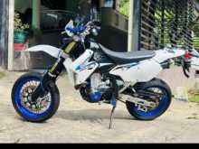 Suzuki Drz 2014 Motorbike