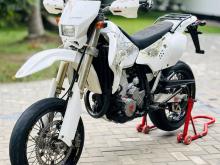 Suzuki DRZ 2010 Motorbike