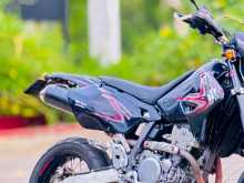 https://riyasewana.com/uploads/suzuki-drz-400-2611050313934.jpg