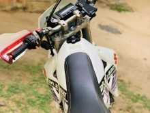 https://riyasewana.com/uploads/suzuki-drz-400-2711374222612.jpg