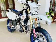 https://riyasewana.com/uploads/suzuki-drz-400sm-218410813963.jpg