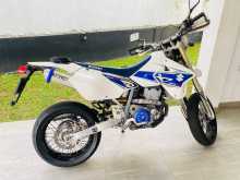 Suzuki DRZ K8 2008 Motorbike