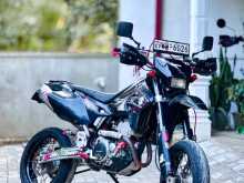 Suzuki DRZ 2011 Motorbike
