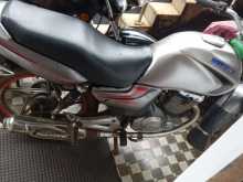 Suzuki En 125 2004 Motorbike