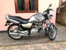 Suzuki En125 2006 Motorbike
