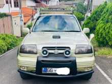 Suzuki Escudo 4WD Jeep 1998 SUV