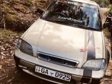 Suzuki Esteem 2000 Car