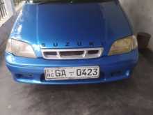 Suzuki Esteem 2000 Car