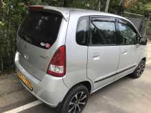 https://riyasewana.com/uploads/suzuki-estilo-zen-1416213622412.jpg
