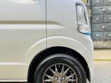 https://riyasewana.com/uploads/suzuki-every-1813275917905.jpg