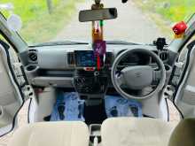 https://riyasewana.com/uploads/suzuki-every-da17-2017-915375412914.jpg