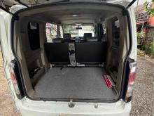 https://riyasewana.com/uploads/suzuki-every-da64-3120562124923.jpg