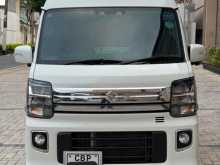 Suzuki Every Wagon Turbo 2025 Van