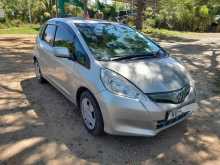 https://riyasewana.com/uploads/suzuki-fit-gp1-29712504423.jpg