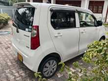 https://riyasewana.com/uploads/suzuki-fx-2017-2016-28250312902.jpg
